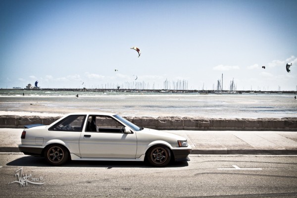 ae86-levin-2-door-trueno-3-door-hatch-coupe-brothers-16