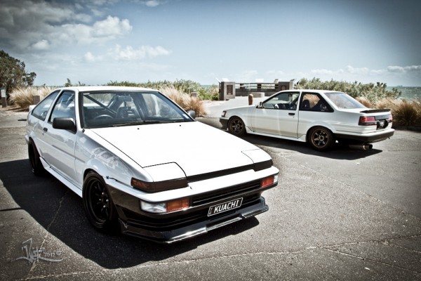 ae86-levin-2-door-trueno-3-door-hatch-coupe-brothers-9